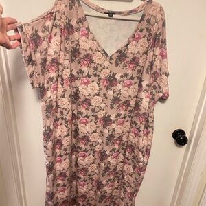 Glitz Floral V-Neck Top in Pink and Cream